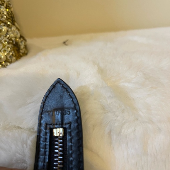 Louis Vuitton EPI Saint Jacques PM - Picture 6 of 10